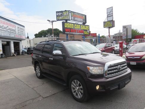 Used 2015 Toyota Sequoia Limited AWD/4WD image 3