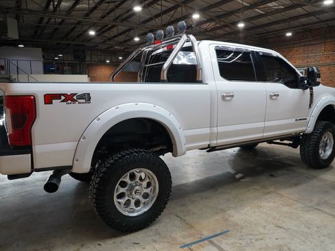 Used 2019 Ford F350 Platinum w/ Platinum Ultimate Package AWD/4WD image 14