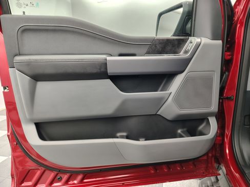 New 2025 Ford F150 Lightning XLT image 24