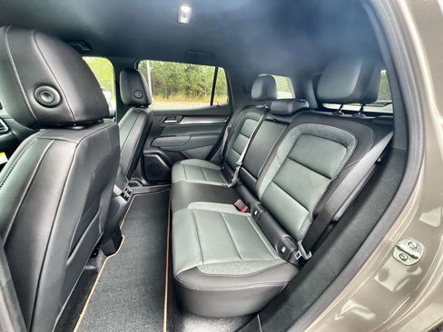 New 2026 GMC Terrain AT4 image 57