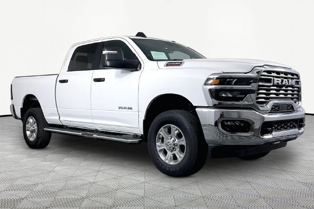 Used 2026 RAM 2500 Big Horn AWD/4WD image 3