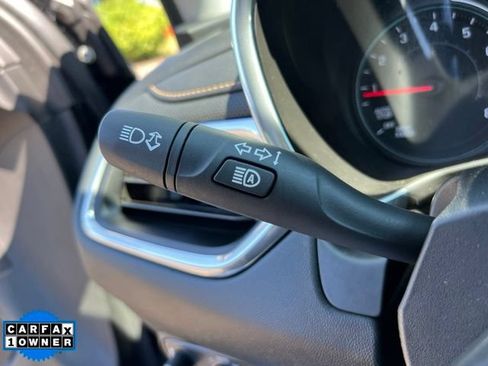 Used 2019 Chevrolet Equinox Premier AWD/4WD image 20