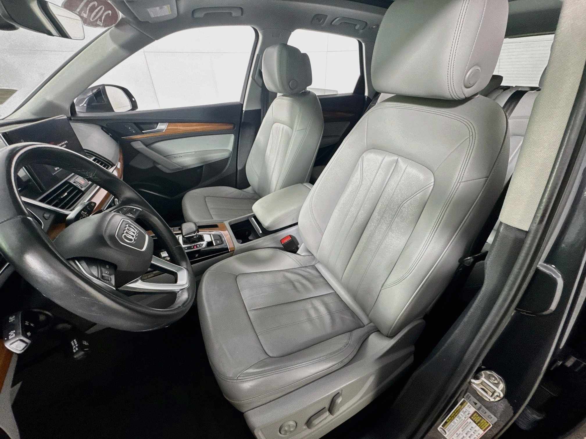Used 2021 Audi Q5 2.0T Premium w/ Convenience Package AWD/4WD image 14