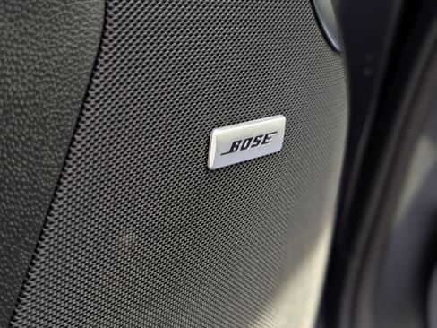 Used 2024 GMC Yukon Denali w/ Denali Reserve Package image 38