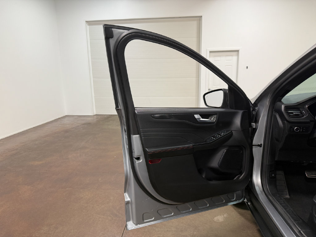 Used 2024 Ford Escape ST-Line AWD/4WD image 56