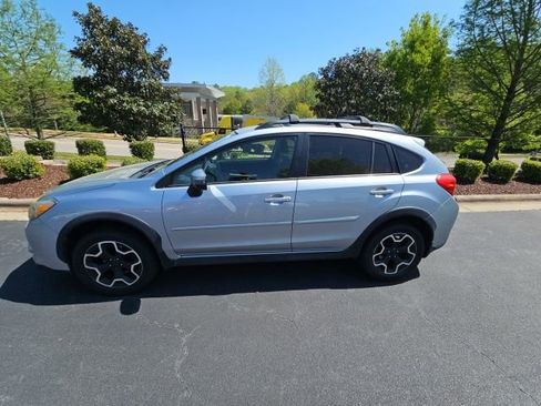 Used 2015 Subaru Crosstrek 2.0i Limited w/ Popular Package #2 image 2