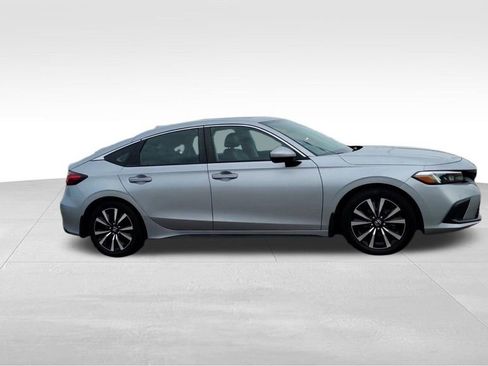 Used 2024 Honda Civic EX-L image 10