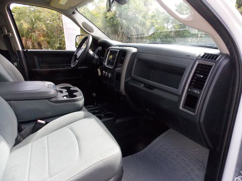 Used 2017 RAM 2500 Tradesman w/ Popular Equipment Group AWD/4WD image 2