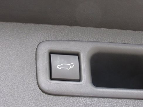 New 2025 Toyota Highlander XSE image 24