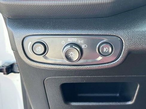 Certified 2023 Chevrolet TrailBlazer RS w/ Convenience Package AWD/4WD image 27