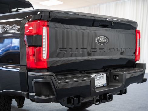 Certified 2024 Ford F250 Lariat w/ Lariat Ultimate Package image 6