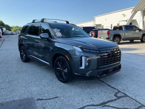 Used 2024 Hyundai Palisade XRT AWD/4WD image 3