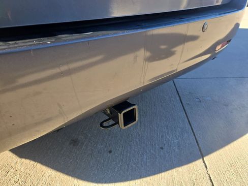 Used 2017 Toyota Sienna XLE image 36