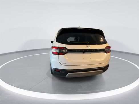 Used 2023 Honda Pilot EX-L image 5