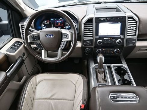 Used 2019 Ford F150 Limited w/ Trailer Tow Package image 27