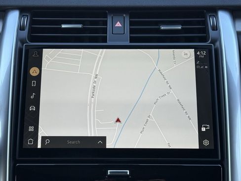 Certified 2025 Land Rover Discovery Dynamic SE image 25