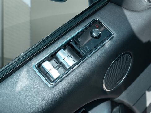 Used 2022 Land Rover Range Rover Sport HST image 24