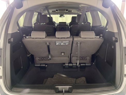 Used 2023 Honda Odyssey Elite image 24