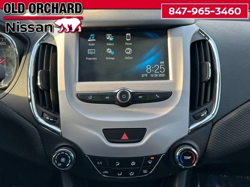 Used 2017 Chevrolet Cruze LS image 15