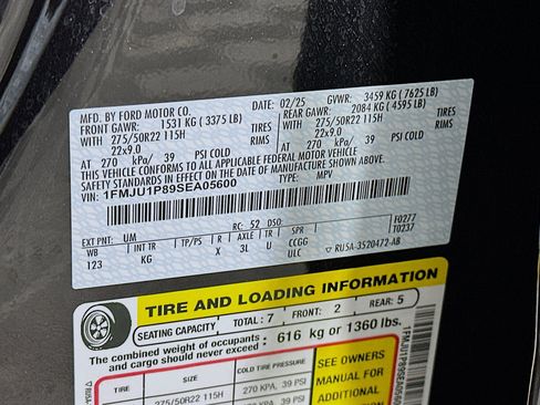 Used 2025 Ford Expedition King Ranch AWD/4WD image 12