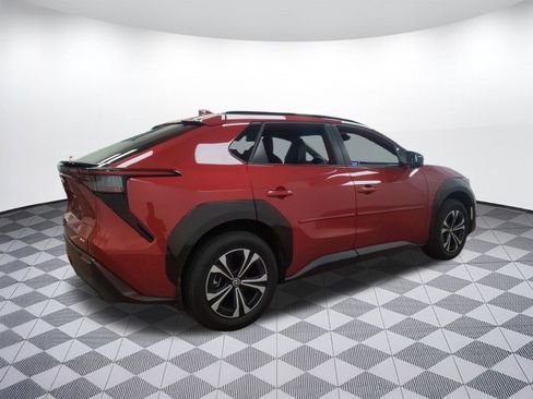 Used 2023 Toyota bZ4X XLE w/ Weather Package image 9