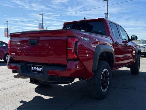 Used 2024 Toyota Tacoma TRD Off-Road image 8