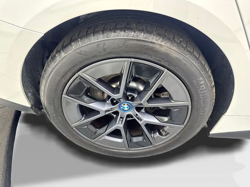 Used 2023 BMW i4 eDrive40 RWD image 84