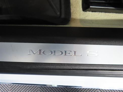 Used 2018 Tesla Model S 100D image 18