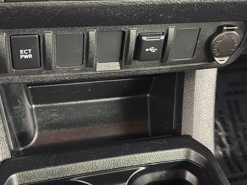 Used 2023 Toyota Tacoma SR AWD/4WD image 22