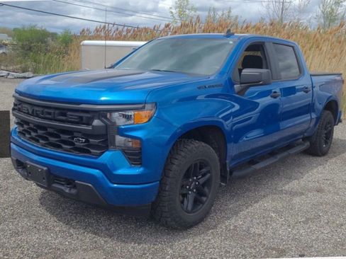 Used 2024 Chevrolet Silverado 1500 Custom w/ Rally Edition AWD/4WD image 1