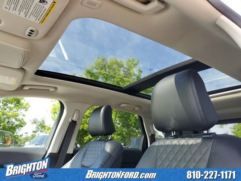 Certified 2024 Ford Edge Titanium w/ Equipment Group 301A AWD/4WD image 11