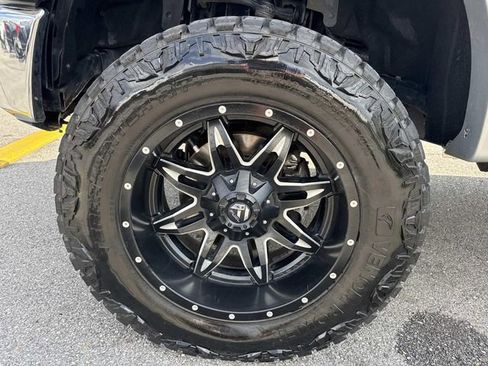 Used 2015 Ford F150 Lariat w/ Equipment Group 501A Mid image 9