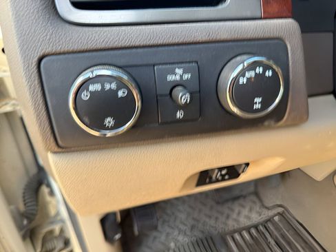 Used 2012 Chevrolet Silverado 1500 LTZ w/ LTZ White Diamond Edition image 9