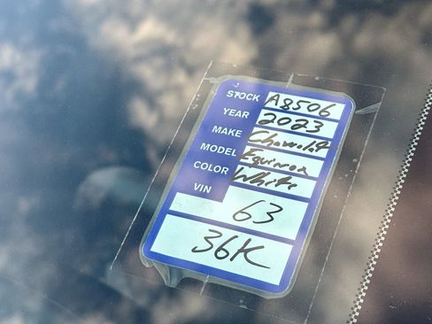 Used 2023 Chevrolet Equinox LT image 25