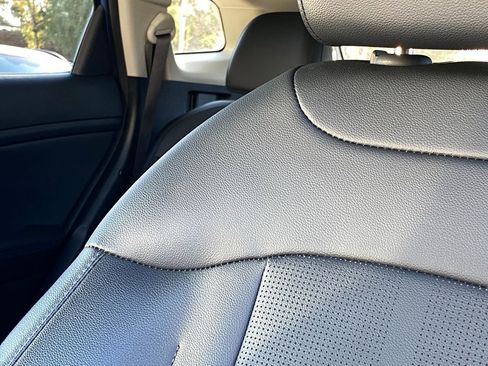 Used 2026 Kia Sportage EX w/ EX Panorama Roof Package image 18