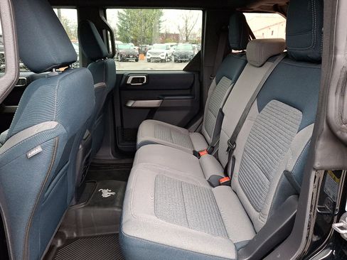 Certified 2022 Ford Bronco Outer Banks AWD/4WD image 13