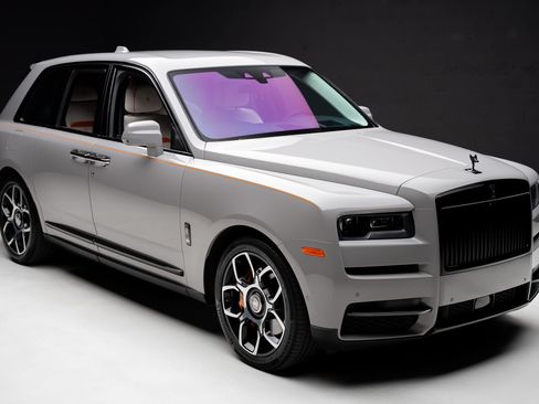 Used 2024 Rolls-Royce Cullinan Black Badge w/ Driver's Package AWD/4WD image 42