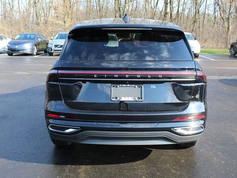 New 2026 Lincoln Nautilus Premier AWD/4WD image 4
