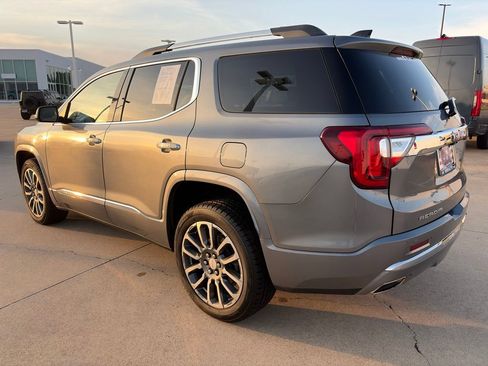 Used 2022 GMC Acadia Denali w/ Denali Technology Package FWD image 7