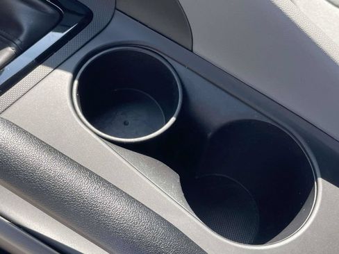 Certified 2024 Hyundai Elantra SEL FWD image 26