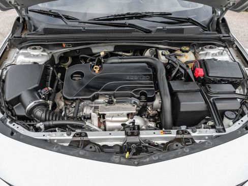 Used 2020 Chevrolet Malibu LT image 56