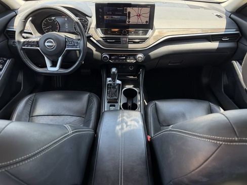 Used 2023 Nissan Altima 2.5 SL FWD image 11