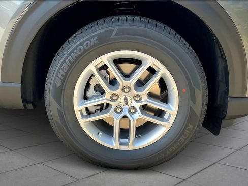 New 2025 Ford Explorer Active w/ Active Comfort Package image 12