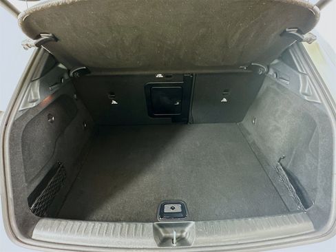 Used 2020 Mercedes-Benz GLA 250 4MATIC image 28