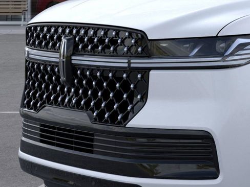 New 2026 Lincoln Navigator L Black Label image 17