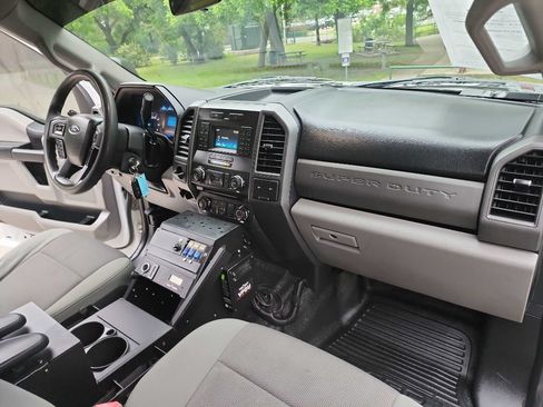 Used 2018 Ford F250 XL w/ Power Equipment Group RWD image 38