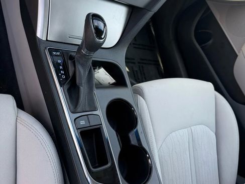 Used 2016 Hyundai Sonata SE image 14