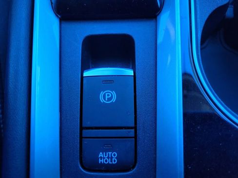 Used 2023 Nissan Altima 2.5 SV w/ SV Premium Package image 21