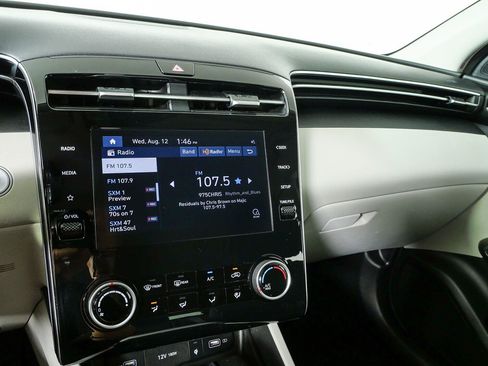 Used 2023 Hyundai Tucson SEL FWD image 12