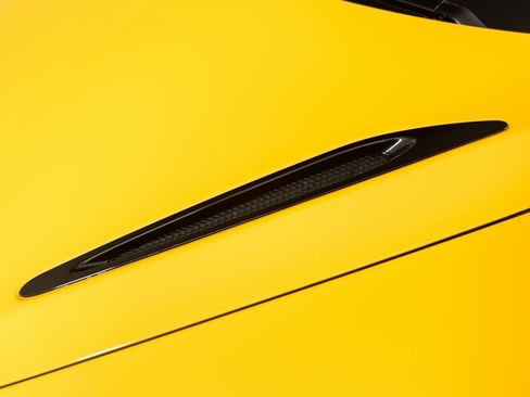 Used 2024 McLaren 750S Spider image 43